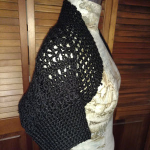 Black shrug